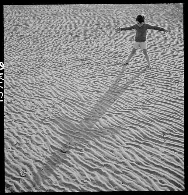Toni Frissell, My Shadow, 1944