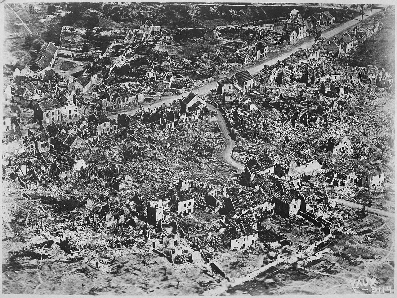 Edward Steichen, aerial view of ruins of Vaux, France, c. 1918